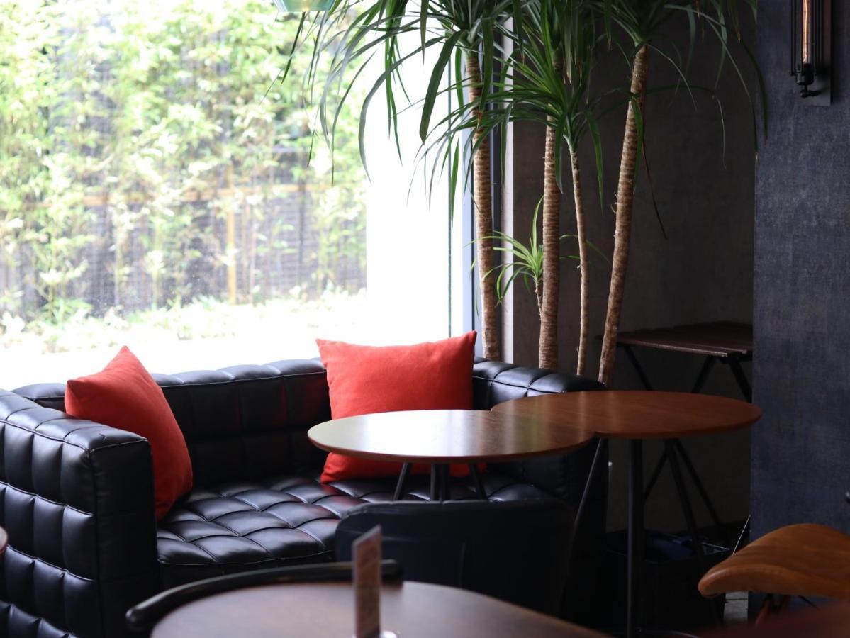 W Station Hostel Osaka Bagian luar foto